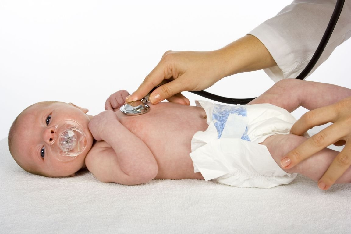 Conheça os principais cuidados com o recém-nascido